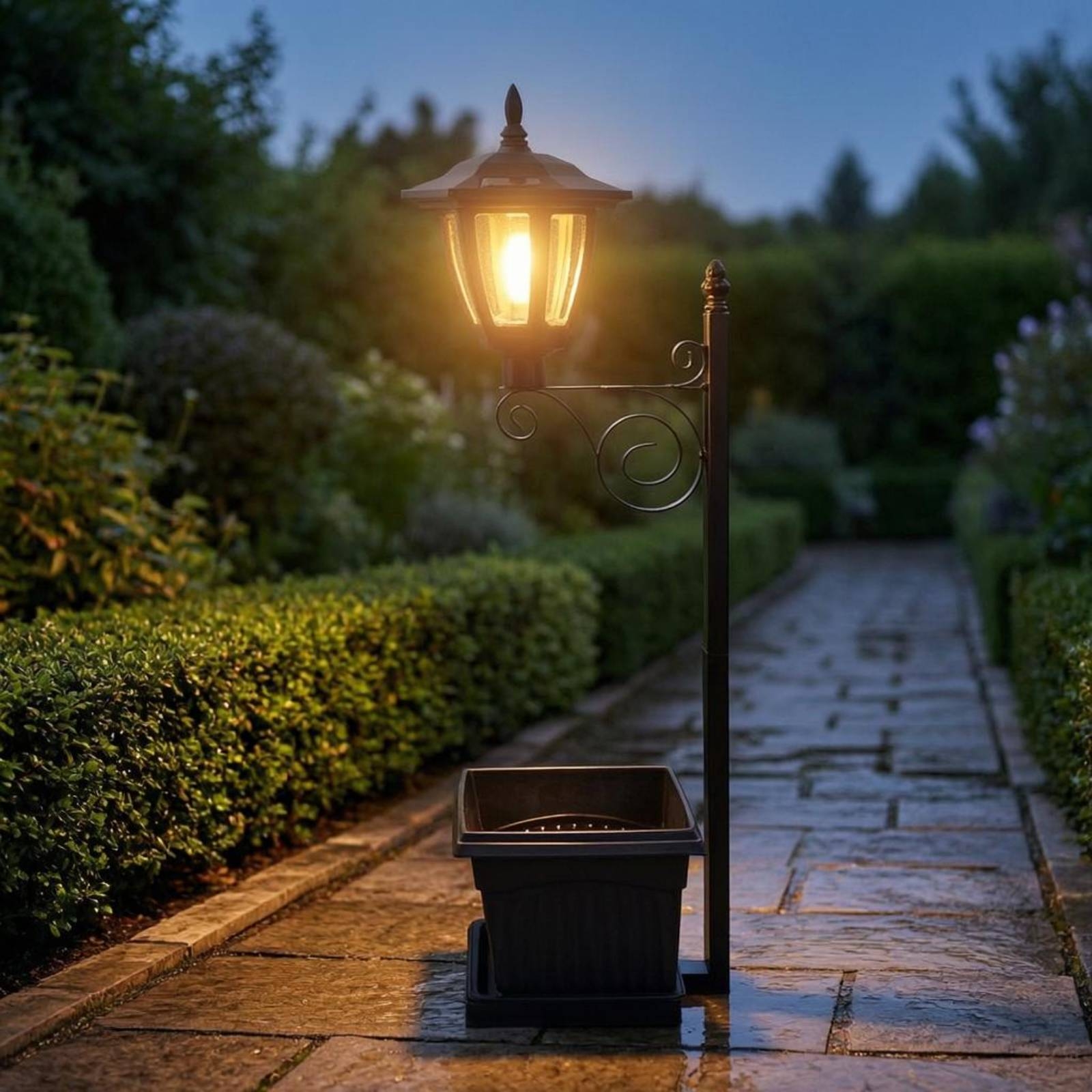 Solarna lampa doniczkowa z kut – Outdoor Power Stake recenzja i cena